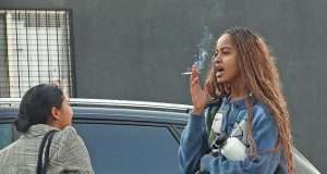 Malia Obama pictured smoking in public Malia Obama pictured smoking in public
