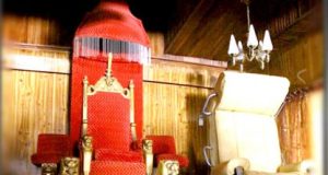 Oyo indigenes protest delay in selection of new Alaafin
