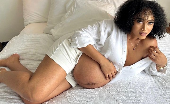  Rosy Meurer shares beautiful maternity photos