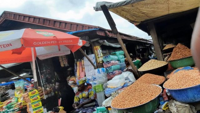  Nigeria inflation climbs to 26.72%