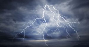 Lightning kills three students in Anambra Lightning kills three students in Anambra