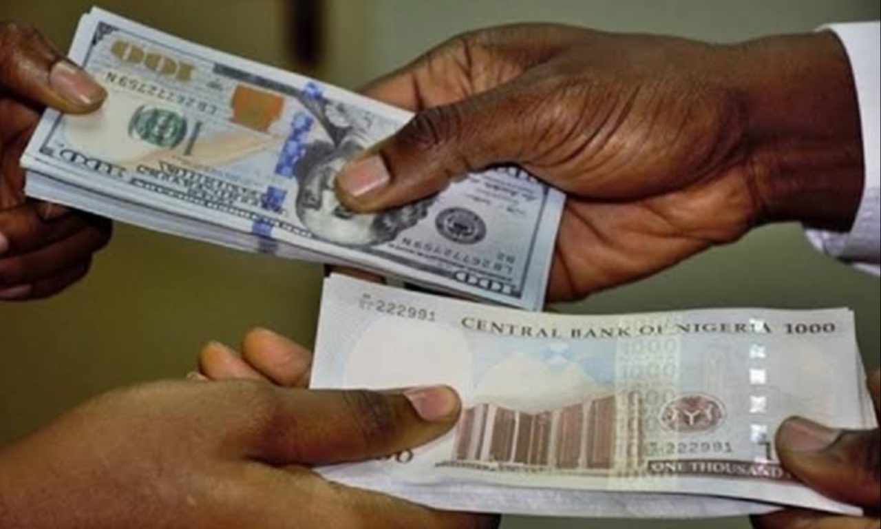Naira slumps against Dollar