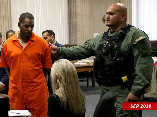 b904f8372c05450b9d75b1507c6a3c04_mdladunliadisnews.com_ R. Kelly sues prison officials for leaking his information