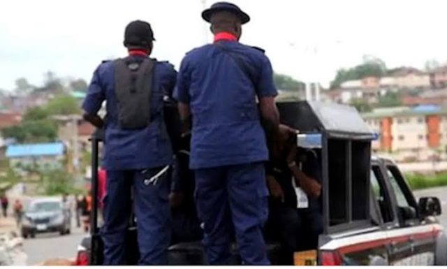 images-2023-11-29T212540.703_1701291675ladunliadisnews.com_ NSCDC officers shoot Abuja students during examination