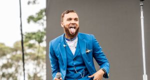 I rubbed some of you of your baby-making years – Jidenna apologizes to women Jidenna apologizes to women