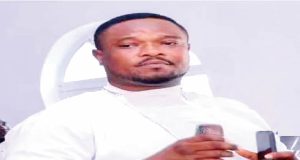 Artiste falls ill during church concert, dies in hospital Artiste falls ill during church concert, dies in hospital