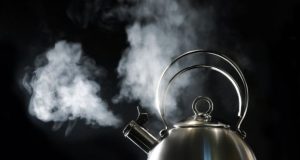 Landlady bathes woman with hot water in Anambra Landlady bathes woman with hot water in Anambra