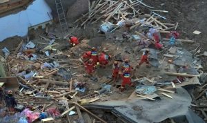 More than 100 people killed in earthquake in China