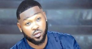 Police reportedly shoot famous actor, Azeez Ijaduade in Ogun state Police reportedly shoot famous actor, Azeez Ijaduade
