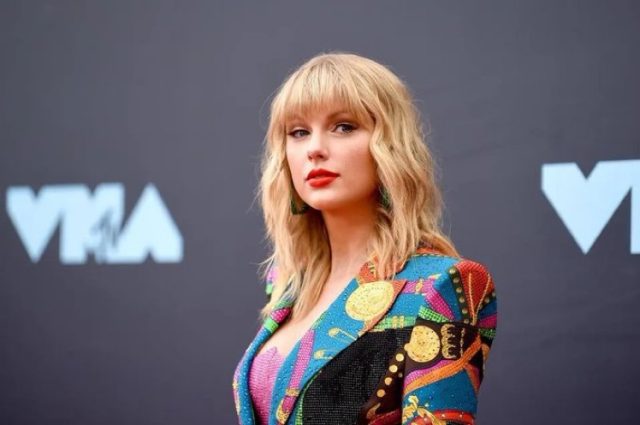 Taylor Swift's album tops Spotify chart Taylor Swift's album tops Spotify chart