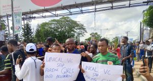 UNICAL students protest 100% increase in school fees UNICAL students protest 100% increase in school fees