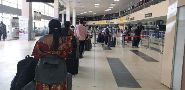 FG bans 'Ghana Must Go' bags at ALL Nigerian airports