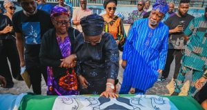 Photos: Akeredolu’s body arrives from Germany Akeredolu body arrives Nigeria