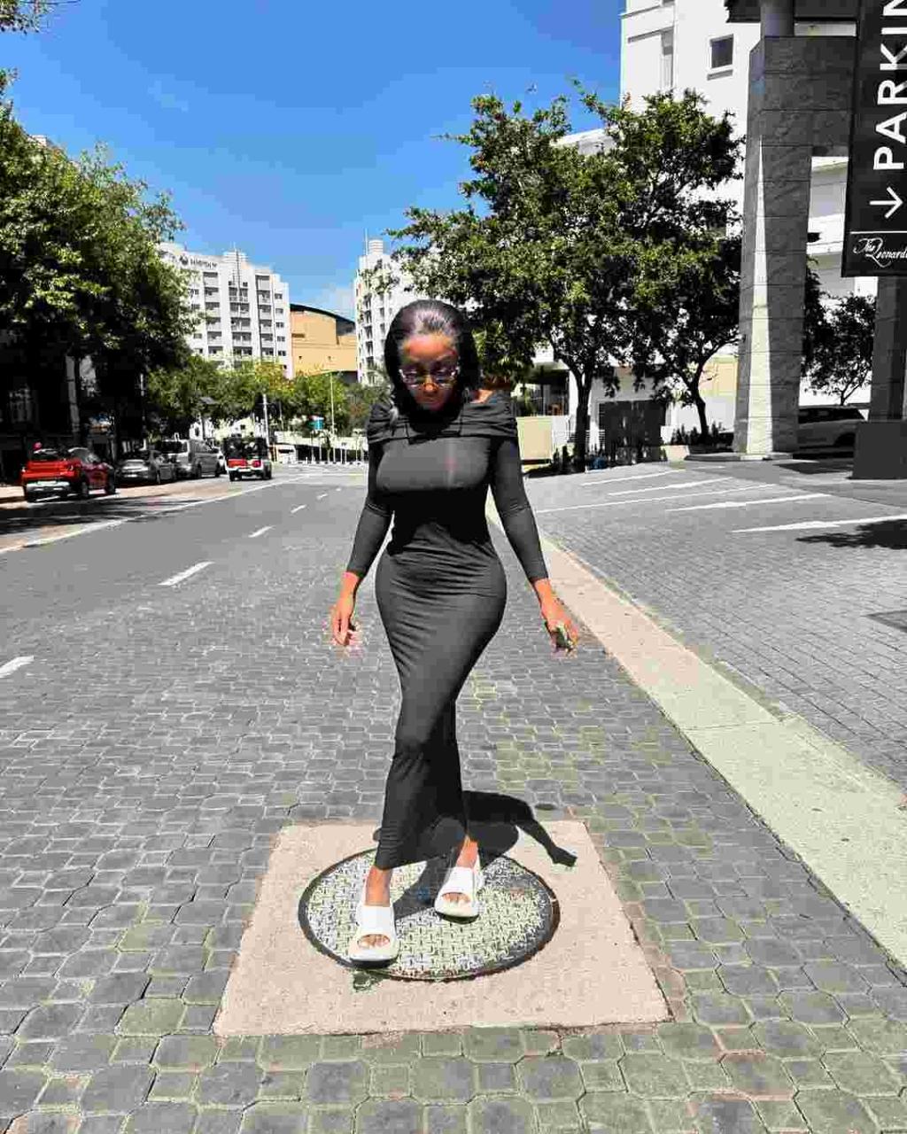 Ini Edo flaunts banging bod in new photos