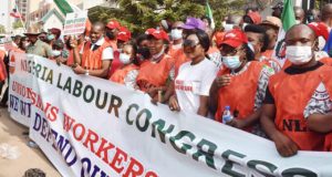 Labour tells FG proposed N200k minimum wage no longer realistic; demands an increase! Labour tells FG proposed N200k minimum wage no longer realistic