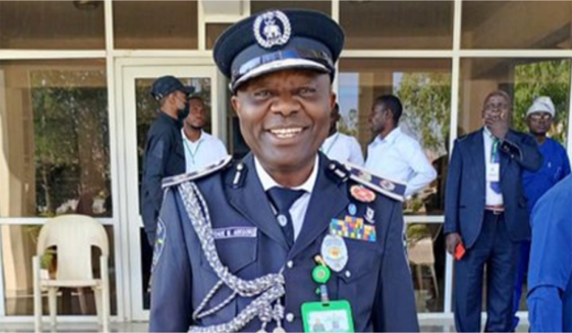 Policemen not permitted to search citizens’ phones' 'Policemen not permitted to search citizens’ phones'