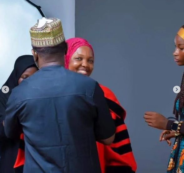 See moment UNILAG Best PhD Thesis Awardee's husband and children dressed her up for the occasion