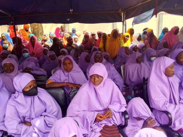 Kebbi holds mass wedding for over 300 divorcees, widows