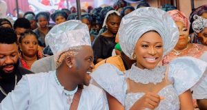 I will cry if Portable doesn’t kiss me – Actress wife Ashabi Simple says I will cry if Portable doesn’t kiss me - Actress wife Ashabi Simple says