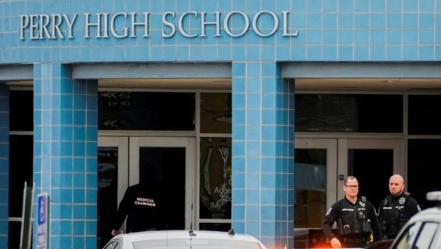 Principal who saved pupils from school shooting dies from his injuries