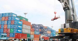 FG raises exchange rate for cargo clearance from N952/$ to N1,356/$ FG raises exchange rate for cargo clearance