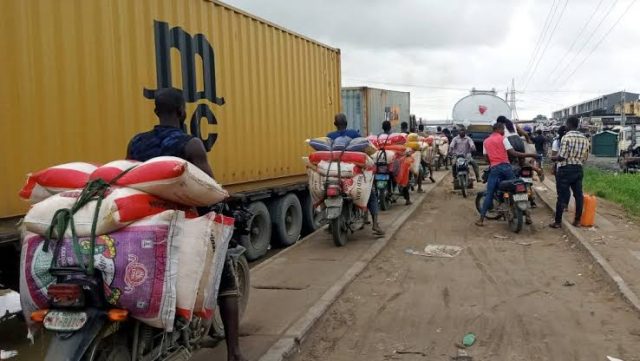 FG uncovers 32 routes for smuggling food out of Nigeria