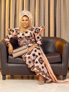 Fathia Williams DAZZLES in new photos 