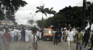 Hardship: Man embarks on lone protest in Uyo Economic hardship: Man embarks on lone protest in A’Ibom