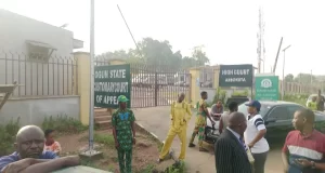 Ogun judicial workers begin five-day warning strike Ogun judicial workers begin five-day warning strike