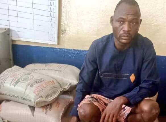 Police arrest ‘fake philanthropist’ for allegedly stealing bags of rice Man steals 18 bags of rice in Enugu