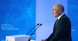 Putin says Russia is close to creating cancer vaccines Putin says Russia is close to creating cancer vaccines
