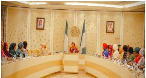 Remi Tinubu meets state governors’ wives in Abuja Remi Tinubu meets state governors’ wives in Abuja