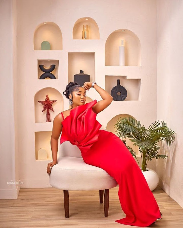 Actress Sandra Okunzuwa shares new photos on her birthday
