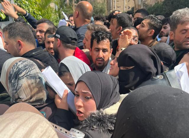 Cancer patients stopped from leaving Gaza Cancer patients stopped from leaving Gaza
