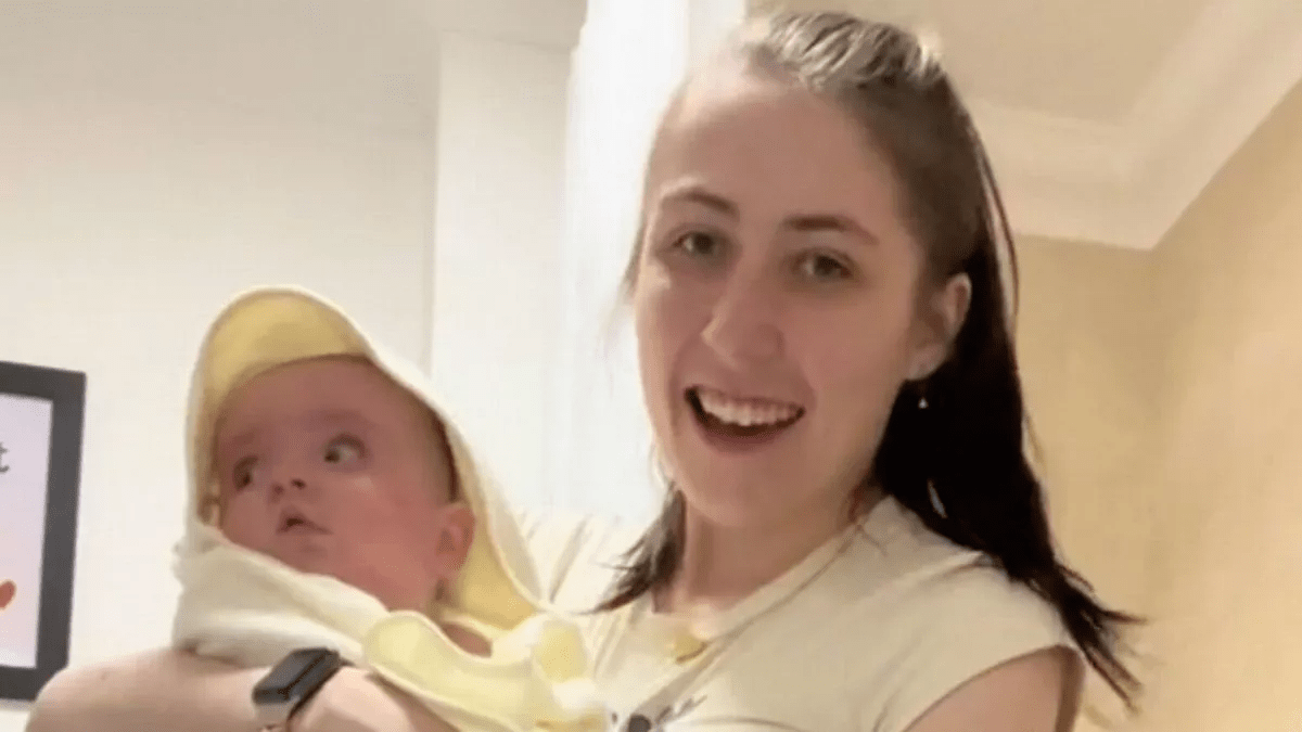 Mother takes wrong baby home after midwife mix-up
