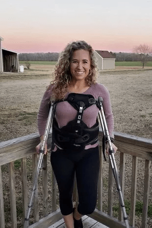 Woman survives skydive after parachute fails