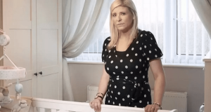 Woman tries to k!ll husband and newborn in postpartum psychosis Woman tries to k!ll husband and newborn in postpartum psychosis