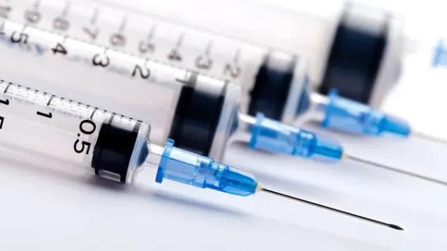 FG says use of foreign syringes, needles in tertiary hospitals now BANNED FG says use of foreign syringes, needles in tertiary hospitals now BANNED
