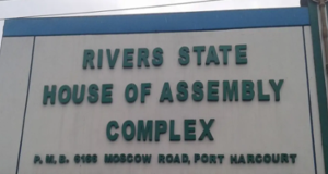 Police take over Rivers House of Assembly quarters Police take over Rivers House of Assembly quarters