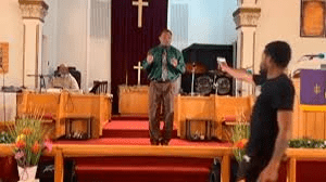 Pastor escapes de3th in Church shooting