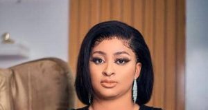 Etinosa Idemudia calls out unnamed BBNaija star over unpaid debt Actress, Etinosa Idemudia calls out unnamed BBNaija star over unpaid debt