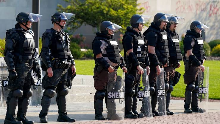 Seven Nigerians arrested in U.S over $8 million scam