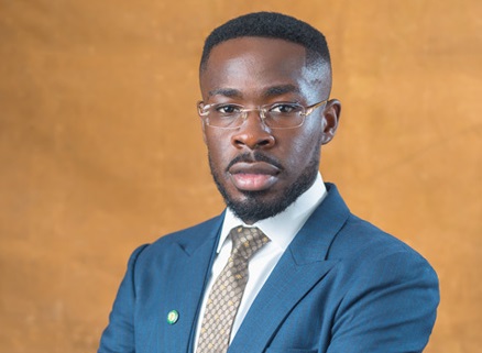 Isreal DMW explains why he blocked Davido's lawyer's face