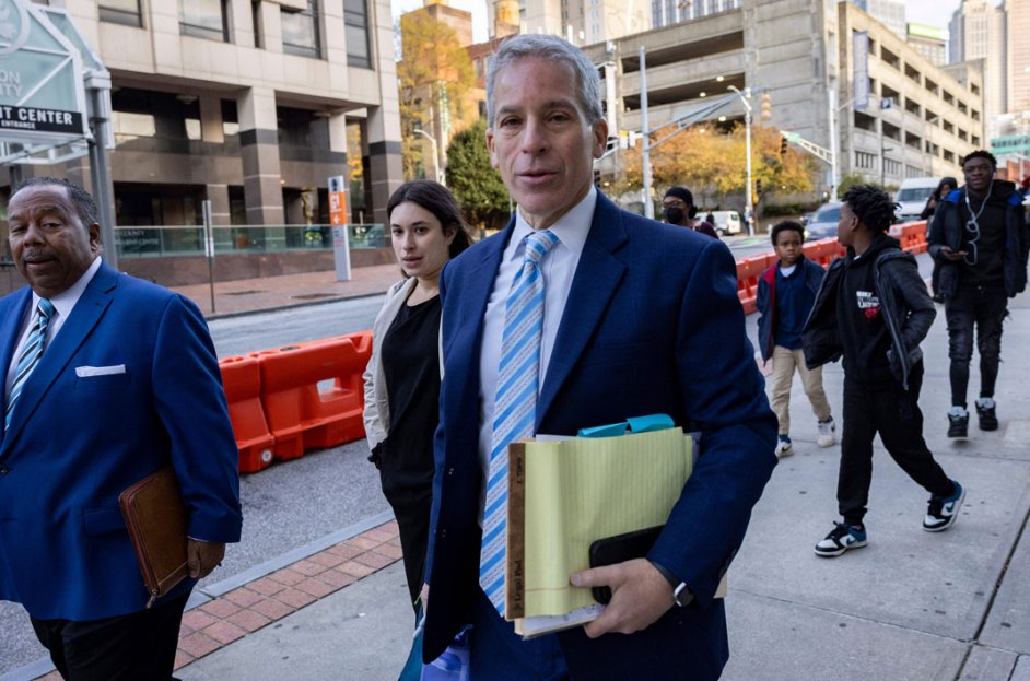 Young Thug's lawyer sentenced to 10 weekends in JAIL 