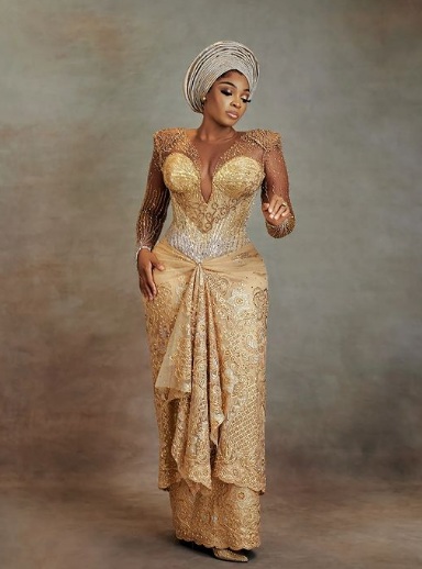 Mother of the groom! Davido's sister STUNS on his BIG DAY