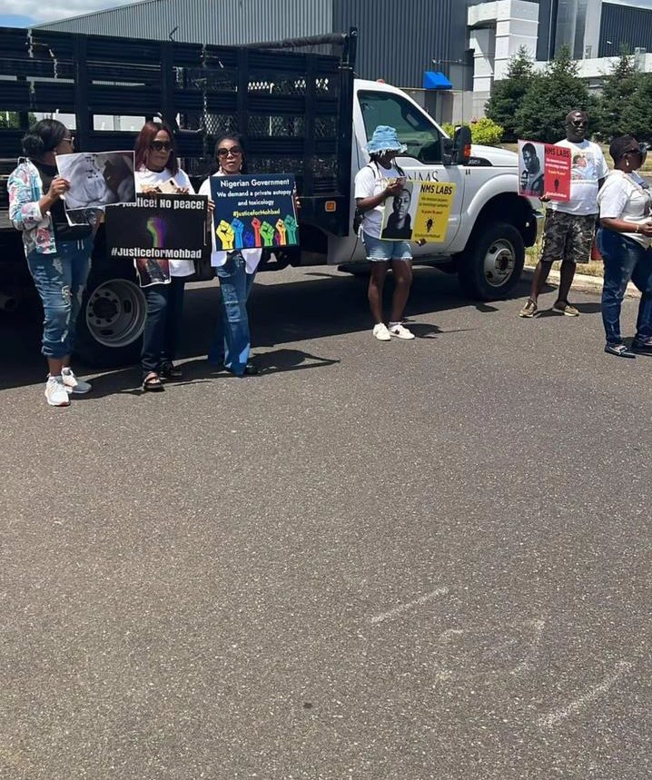 Mohbad fans storm US lab, demand clarification on toxicology test Mohbad fans storm US lab, demand clarification on toxicology test