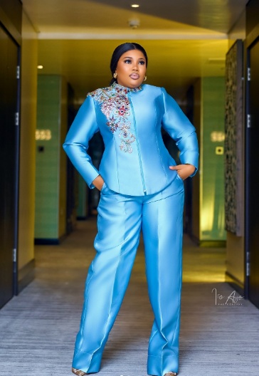 She is pretty! Seyi Edun celebrates birthday with new photos