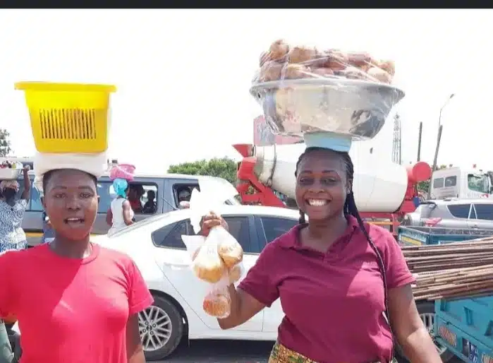 Reactions flock on sisters' 2001 vs 2024 hawking pictures