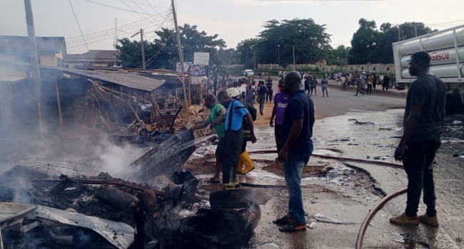 Gas explosion kills mother and daughter Gas explosion kills mother and daughter
