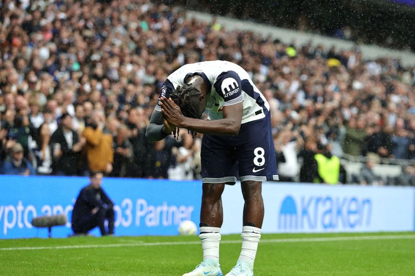 Tottenham 4 v 0 Everton: Son and Bisouma helped Spurs destroy Everton